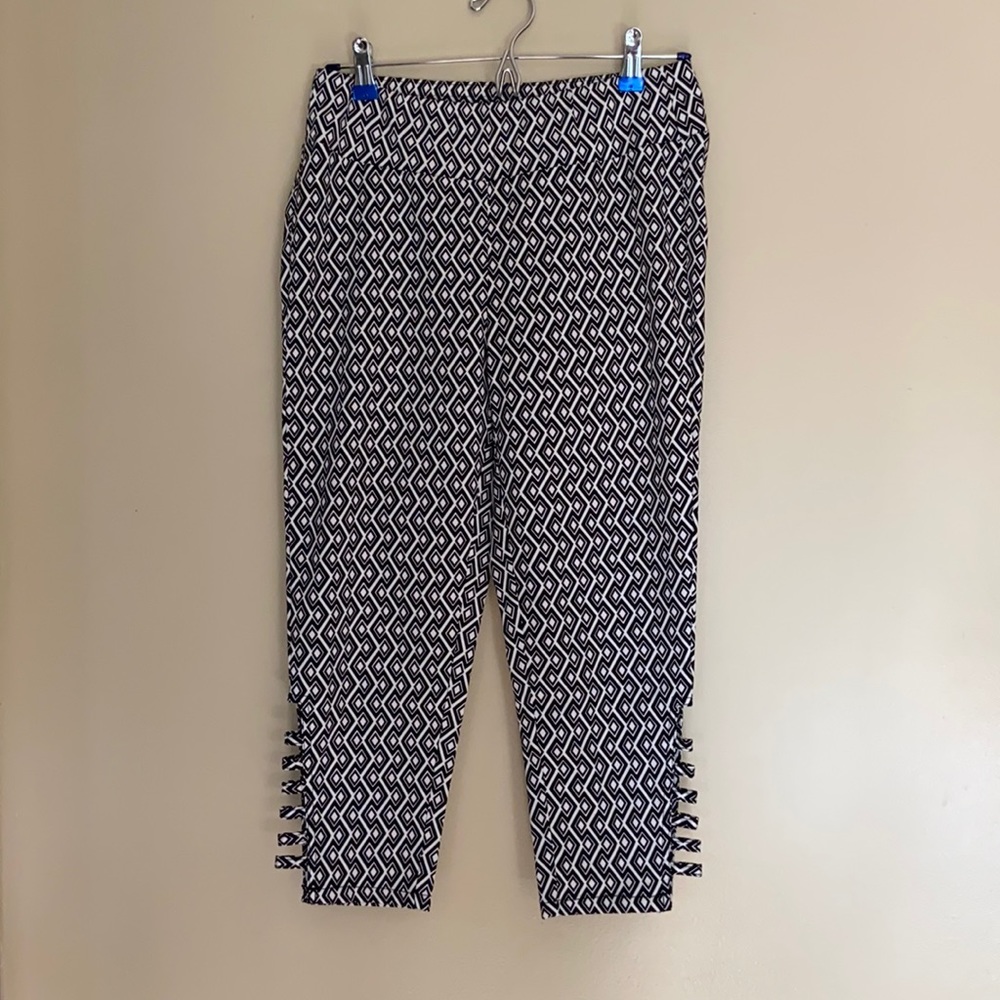 PATTERNED LEGGINGS